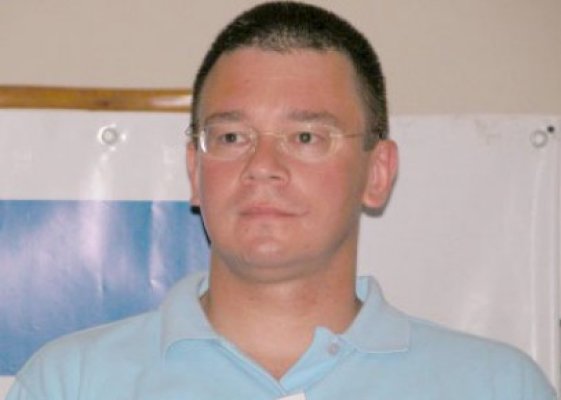 MRU şi-ar putea cumpăra partid pentru parlamentare